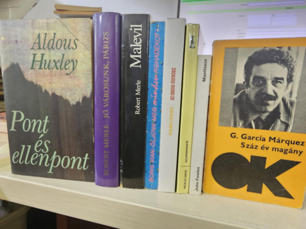 Aldous Huxley, Robert Merle, R. Merle, Boris Vian, Hans Habe, Roald Dahl, John Fowles, Gabriel Garca Mrquez - 8db regny, KNYVMENT AJNLAT: Pont s ellenpont+ J vrosunk, Prizs+ Malevil+ ljnk meg minden rohadkot+ Az rdg gynke+ Szuperpemp+ Mantissza+ Szz v magny (kopottas!)