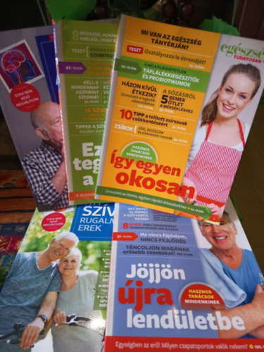 Eg�szs�g k�nyvcsomag 5 darabos K�NYVMENT� AJ�NLAT: Test�nk egyens�lyban - �ber agy �s eg�szs�ges idegek, Eg�szs�g tudatosan - Ezt tegye a sz�v��rt!, �gy egyen okosan, J�jj�n �jra lend�lete, Fitt sz�v �s rugalmas erek