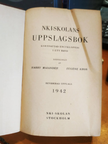 Harry Maiander, Eugne Kron - NKI-Skolans uppslagsbok - kortfattad encyklopedi i ett band (NKI-Skola enciklopdija - tmr lexikon egy ktetben)