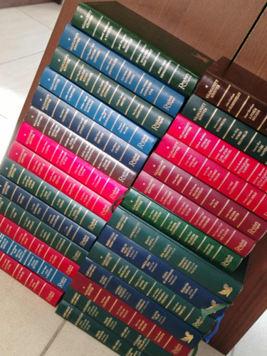 Nora Roberts, Wilbur Smith, Robin Cook, Ken Follett, Lee Child, Nicolas Sparks - KÖNYVMENTŐ AJÁNLAT, 28 DB. Reader's Digest VÁLOGATOTT KÖNYVEK.