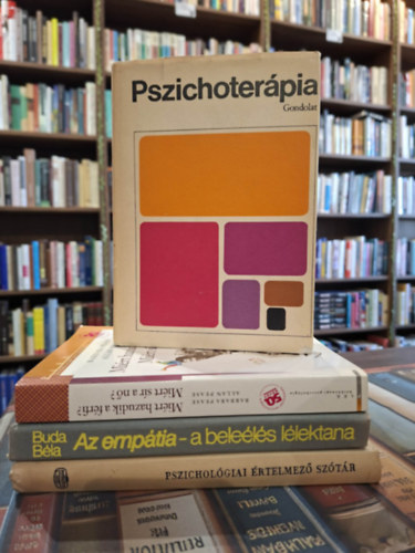 Buda Béla, Allan és Barbara Pease, Bartha Lajos - 4 db pszichológia kötet, KÖNYVMENTŐ AJÁNLAT: Az empátia - a beleélés lélektana, Miért hazudik a férfi? Miért sír a nő?, Pszichológia értelmező szótár, Pszichoterápia