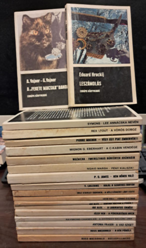 John Ball, Alex Joe, Ross MacDonald, Raymond Chandler, Pierre Magnan - ---