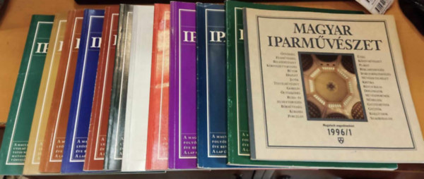 Magyar Mvszeti Akadmia Alaptvny - 12 db Magyar iparmvszet, vegyes szmok (lapszmok a termklapon)