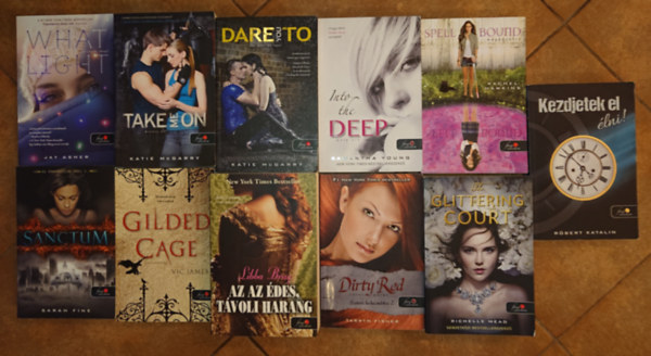 R�bert Katalin, Richelle Mead, Tarryn Fisher, Libba Bray, Vic James, Jay Asher, Katie Mcgarry, Samantha Young, Rachel Hawkins, Sarah Fine - 10 k�tet a V�r�s p�ttyes c�m� k�nyvek k�z�l aj�nd�k Arany p�tty�s k�nyvvel - A k�nyvc�mek a le�r�sban olvashat�k