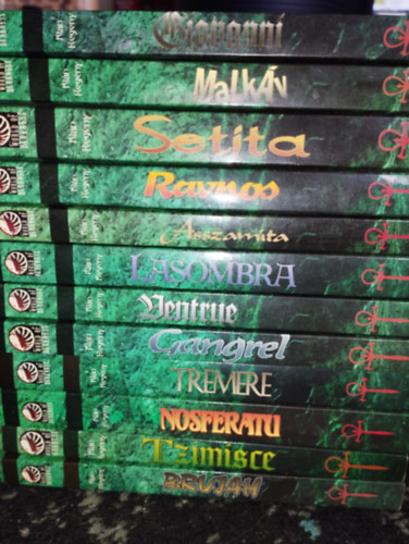 Stewart Wieck, Justin Achilli, Richard E. Dansky, Gherbod Fleming, Eric Griffin, Kathleen Ryan - Kln regnyek 12db Tzimisce + Gangrel + Setita + Toreador + Lasombra + Asszamita + Ravnos + Malkv + Giovanni + Brujah + Tremere + Nosferatu