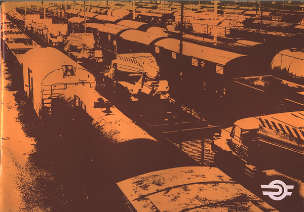 Korszer� �rusz�ll�t�s (rakod�lap, kont�ner + vas�ti kocsi)