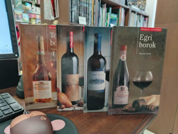Haraszti Gyula, Boros Kroly - KNYVMENT AJNLAT, 4 DB. "A borok kedvelinek" Egri borok + Szekszrdi borok + Villnyi borok + Tokaji borok