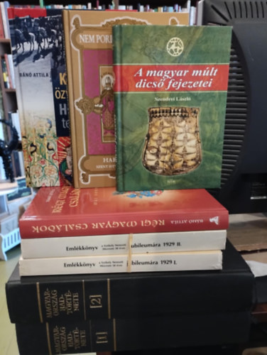 Liptai Ervin, Csutak Vilmos, Bn Attila, Harsnyi Lajos, Szendrei Lszl - Magyar trtnelem 6 darabos KNYVMENT AJNLAT: Magyarorszg hadtrtnete I-II., Emlkknyv a Szkely Nemzeti Mzeum 50 ves jubileumra I-II, Kinizsi zvegytl Horthy testrig, A nem porlad kez kirly, A magyar mlt dics