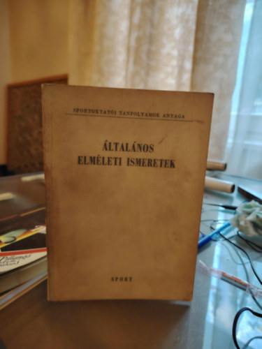 Szebeni Istv�n (szerk.) - �ltal�nos elm�leti ismeretek (Pedag�gia - Sporteg�szs�gtan - Torna)