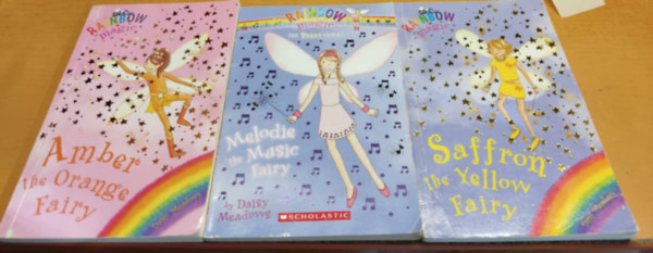 Daisy Meadows, Georgie Ripper (illus.) - 3 db Rainbow Magic: Amber the Orange Fairy + Melodie the Music Fairy + Saffron the Yellow Fairy