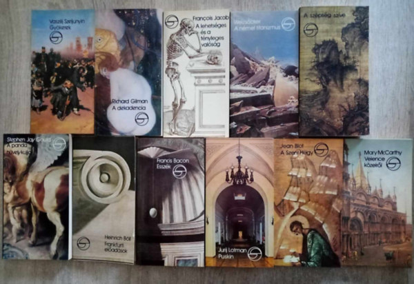 Vaszilij Szeljunyin, Richard Gilman, Francois Jacob, Carl Friedrich von Weizscker, Tkei Ferenc (szerk.), Stephen Jay Gould, Heinrich Bll, Francis Bacon, Jurij Lotman, Jean Blot, Mary McCarthy - Mrleg knyvcsomag (11db) Gykerek / A dekadencia / A lehetsges s a tnyleges valsg / A nmet titanizmus / A szpsg szve (Rgi knai eszttikai rsok) / A panda hvelykujja / Frankfurti eladsok / Esszk - avagy tancsok
