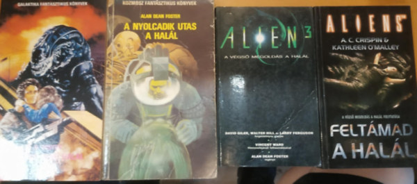 A. C. Crispin, Alan Dean Foster - Alien 1-4. (dszdobozban) / A nyolcadik utas: a Hall, A bolyg neve: Hall, A vgs megolds: Hall, Feltmad a Hall