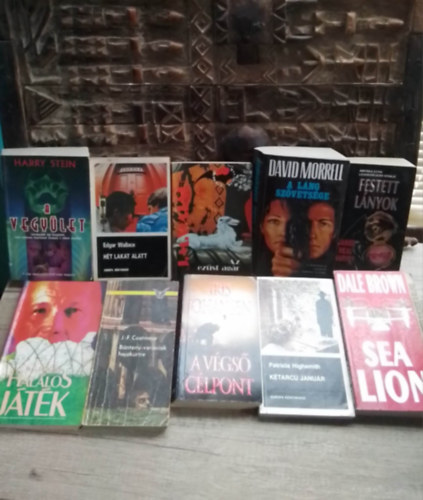 Harry Stein, W. G. Hogan, Edgar Wallace, J. -F. Coatmeur, J.M. Walsh, ...és még sokan mások - Krimi szerelmesei könyvcsomag (10db) A vegyület, Halálos játék, Hét lakat alatt, Bűntény-variációk hajókürtre, Az ezüst agár, A végső célpont, A láng szövetsége, Kétarcú január, Festett leányok, Sea lion