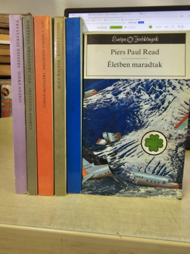 Stefan Zweig, Carson McCullers, Alice Walker, Vercors, Piers Paul Read - 6db reg�ny, K�NYVMENT� AJ�NLAT: �rz�sek z�rzavara- Egy aranyszem t�kr�ben- Mag�nyos vad�sz a sz�v- Kedves J�isten- A tenger csendje- �letben maradtak