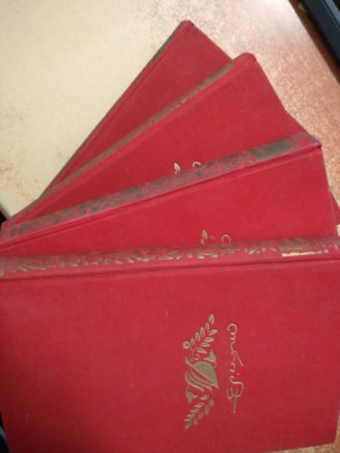 Móricz Zsigmond - 4db Móricz Zsigmond regény: Esőleső társaság, A nap árnyéka, Rab oroszlán, Betyár