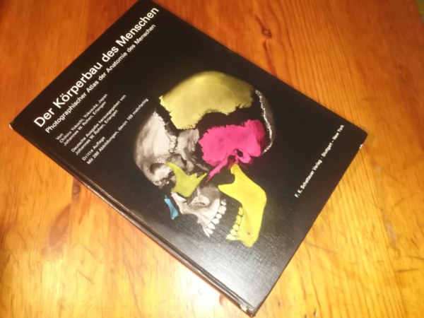 T�bb szerz� - Der K�rperbau des Menschen