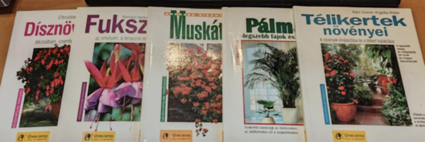 Karin Greiner, Angelika Weber, Reinhard Heinke, Andreas Riedmiller, Elvira Gross, Christine Recht - 5 db Nvnypolsi tancsad: Dsznvnyek dzsban, cserpben s ldban; Fukszik az erklyen, a teraszon s a kertben; Musktlik; Plmk -legszebb fajok s polsuk; Tlikertek nvnyei