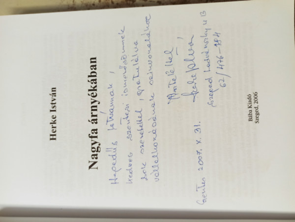Herke Istv�n - Nagyfa �rny�k�ban - dedik�lt