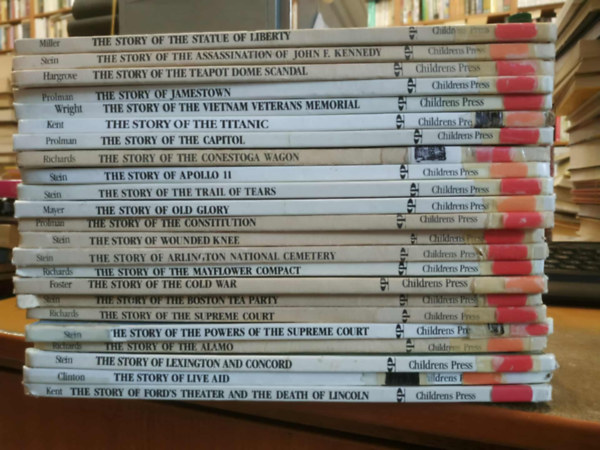 Weekly Reader Books - 23 db Cornerstones of Freedom (Szórványszámok felsorolva az adatlapon)