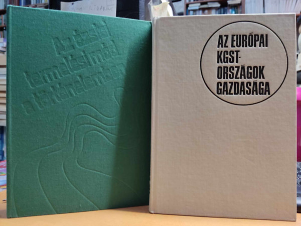 Ecsedy Csaba (szerk.), Böröczfy Ferenc (szerk.) - Az ázsiai termelési mód a történelemben + Az Európai KGST-országok gazdasága (2 kötet)