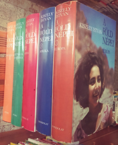 Kiszely István - A Föld népei I-V (1-5)
