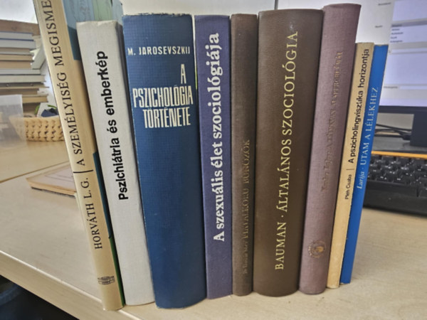 Horvth L. G., M. Jarosevszkij, dr. Huszr Tibor, Bauman, Kardos Lajos, Plh Csaba, Alekszandr R. Lurija - 10db pszicholgia ktet, KNYVMENT AJNLAT: A szemlyisg megismerse+ Pszichitria s emberkp+ A pszicholgia trtnete+ A szexulis let szociolgija+ Fiatalkor bnzk+ ltalnos szociolgia+ A llektan alapproblm