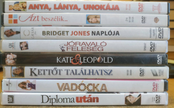 Jennifer Garner, Emma Roberts, Ren�e Zellweger, Jennifer Aniston, Meg Ryan, Jane Fonda, Alexis Bledel - 8 db Romantikus film DVD: Anya, l�nya, unok�ja; Azt besz�lik...; Bridget Jones napl�ja; Diploma ut�n; J�raval� feles�g; Kate & Leopold; Kett�t tal�lhatsz; Vad�cka