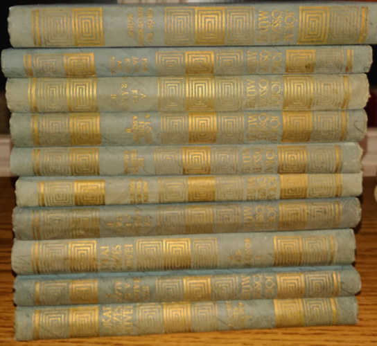 Jókai Mór - 10 kötet Jókai Mór, az Akadémiai Kiadó által gondozott életmúsorozatából: Kiskirályok I-II., A lőcsei fehér asszony I-II., Egy játékos, aki nyer, Gróf Benyovszky Móric, Minden poklokon keresztül (Az összes cím a leírásban)