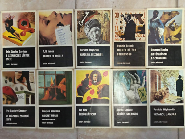 Erle Stanley Gardner, P. D. James, Barbara Krzyszton, Pamela Branch, Desmond Bagley, Georges Simeon, ...és még sokan mások - 9(10db) Fekete könyvek könyvcsomag: a szerencsés éűnyok esete / Takard el arcát! / Karolina, ne zavarj! / Minden hétfőn gyilkosság / Hajtóvadászat a szaharában / Az általános zsaroló esete / Maigret pipája / Ördögi játszma / Bűbá