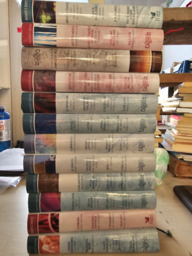 Jeffrey Archer, Lee Child, David Baldacci, C. J. Sansom, Jeffery Deaver, Nicholas Sparks, Michael Palmer, James Patterson, James Patterson & Andrew Gross, Greg Iles - 12db Reader's Digest V�logat�s, K�NYVMENT� AJ�NLAT