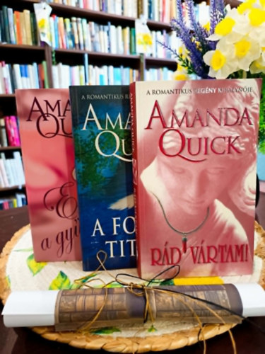 Amanda Quick - Amanda Quick könyvcsomag 3 darabos: Rád vártam!, A folyó titka, Ezzel a gyűrűvel