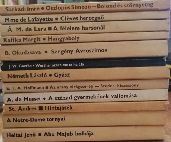 12 db Olcsó könyvtár