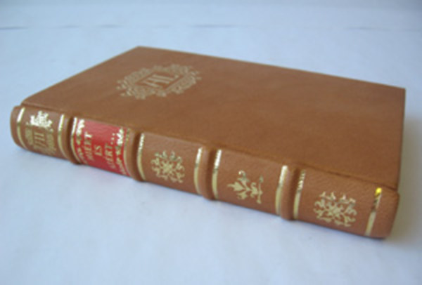 Mi�rt �s az�rt...