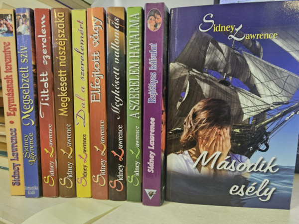 Sidney Lawrence - 10db Sidney Lawrence, KÖNYVMENTŐ AJÁNLAT: Egymásnak teremtve, Megsebzett szív, Tiltott szerelem, Megkésett nászéjszaka, Dal a szerelemért, Elfojtott vágy, Megkésett vallomás, A szerelem hatalma, Rejtélyes kábulat, Második esély