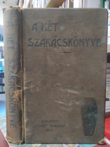 Emma Asszony - A h�t szak�csk�nyve