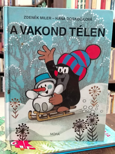 H Doskočilová; Zdenek Miler - A vakond télen