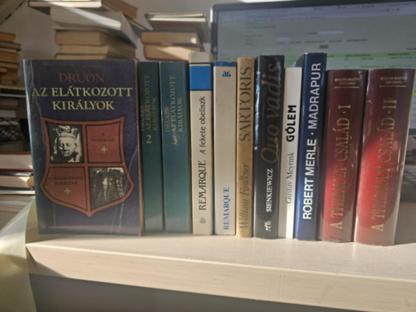 R. Martin du Gard, Robert Merle, Gustav Meyrink, Sienkiewicz Henryk, William Faulkner, Erich Maria Remarque, Maurice Druon - 8db regny, 11 ktetben, KNYVMENT AJNLAT: A Thibault csald I-II+ Madrapur+ Glem+ Quo Vadis+ Sartoris+ A diadalv rnykban+ A fekete obeliszk+ Az eltkozott kirlyok I-III.