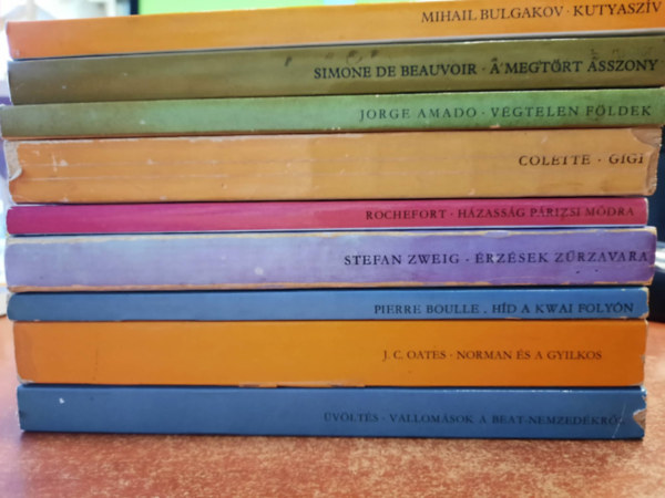 Mihail Bulgakov, Simone de Beauvior, Jorge Amado, Colette, Christiane Rochefort, Zweig Stefan, Pierre Boulle, Joyce Carol Oates, J.C. Oates - 10 db Eurpa zsebknyv:Kutyaszv, A megtrt asszony, Vgtelen fldek, Gigi, Hzassg prizsi mdra, rzsek zrzavara, Hd a kwai folyn, Norman s a gyilkos, vlts- Vallomsok a beat- nemzedkrl