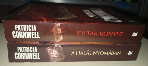 Patrica Cornwell - Holtak k�nyve + A hal�l nyom�ban