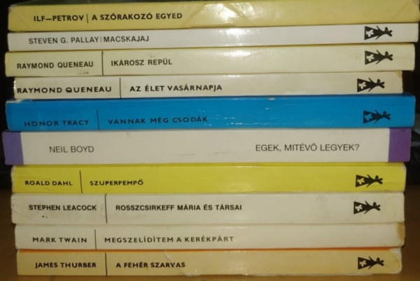 Ilf-Petrov, Honor Tracy, Roald Dahl, Mark Twain, Stephen Leacock, s mg sokan msok - A szrakoz egyed + Macskajaj + Ikrosz repl + Az let vasrnapja + Vannak mg csodk + Egek, mitv legyek? + Szuperpemp + Rosszcsirkeff Mria s Trsai + Megszeldtem a kerkprt + A fehr szarvas (10 ktet)