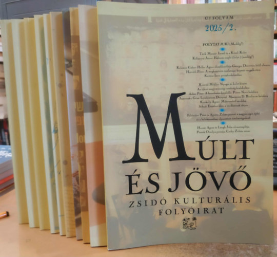 Kbnyai Jnos (fszerk.) - 10 db Mlt s Jv - zsid kulturlis folyirat (Szrvnyszmok, lapszmok a termklapon)