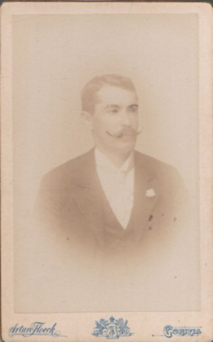 Arturo Floeck: Bajszos férfi portréja (6,5x10,5 cm) (vizitkártya)