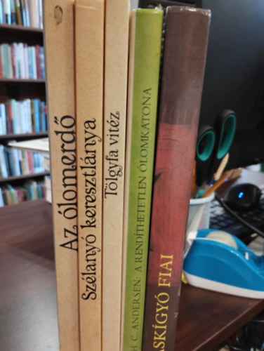 Hans Cristian Andersen, Simonits Mria, Cs. Meggyes Mria (szerk.), Dmtr kos (szerk.) - Meseknyvcsomag 5 darabos KNYVMENT AJNLAT: A tollas kgy fiai - (Dl- s kzp-amerikai npek mesi), A rendthetetlen lomkatona,Tlgyfa vitz, Szlany keresztlnya, Az lomerd