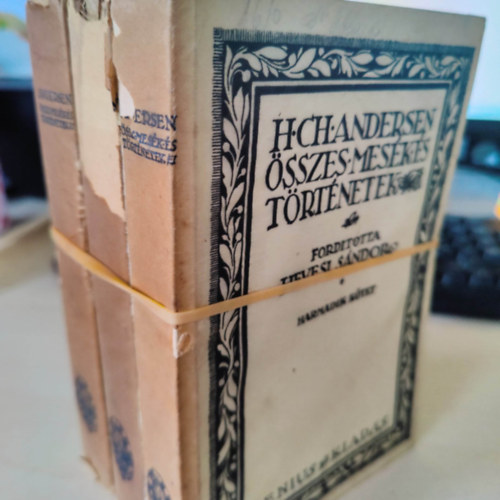 Hans Christian Andresen - Andersen �sszes Mes�k �s T�rt�netek I-III.