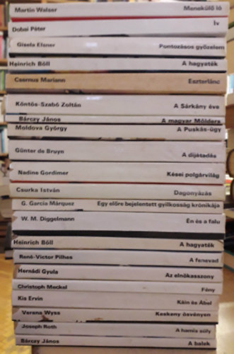 Walser Martin, Dobai Pter, Gisela Elsner, Heinrich Bll, Csernus Mariann, Knts-Szab Zoltn, Brczy Jnos, Moldova Gyrgy, Gnter de Bruyn, Nadine Gordimer, Csurka Istvn, Gabriel Garc - 21 db a "RaRe - Rakta Regnytr" sorozatbl: Menekl L, v, Pontozsos gyzelem, A hagyatk, Eszterlnc, A Srkny ve, A magyar Mlders, A Pusks-gy A djtads, Ksei polgrvilg, Dagonyzs, Egy elre bejelentett gyi
