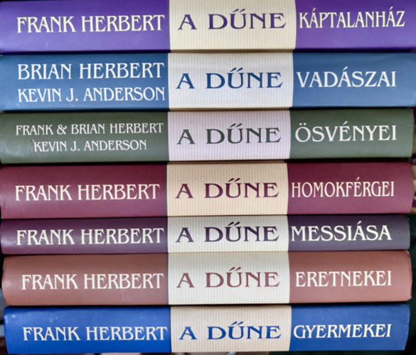 Frank Herbert - 7 db D�NE k�nyv: D�ne gyermekei + D�ne vad�szai + D�ne eretnekei + D�ne �sv�nyei + D�ne homokf�rgei + D�ne messi�sa + K�ptalanh�z