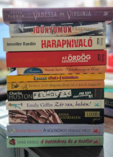 Sophie Kinsella, Anna Godbersen, Emily Giffin - 12 db-os KNYVMENT AJNLAT: A boltkros s a tesja+A boltkros frjhez megy+Luxe girl+Zr van, babm+Flholtak+Hogyan ltem tl a Karib-tengert?+Chat:) szerelem+rtatlansgom bnei+Az rdg szolglatban+Harapnival+Idnyomok+
