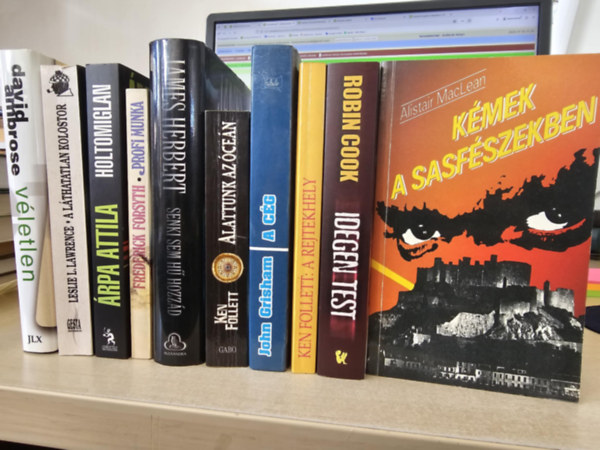 Alistair MacLean, Robin Cook, Ken Follett, John Grisham, James Herbert, Frederick Forsyth, �rpa Attila, Leslie L. Lawrence, David Ambrose - 10db krimi, K�NYVMENT� AJ�NLAT: K�mek a sasf�szekben+ Idegen test+ A rejtekhely+ Alattunk az �ce�n+ A c�g+ Senki sem h� hozz�d+ Profi munka+ Holtomiglan+ A l�thatatlan kolostor+ V�letlen