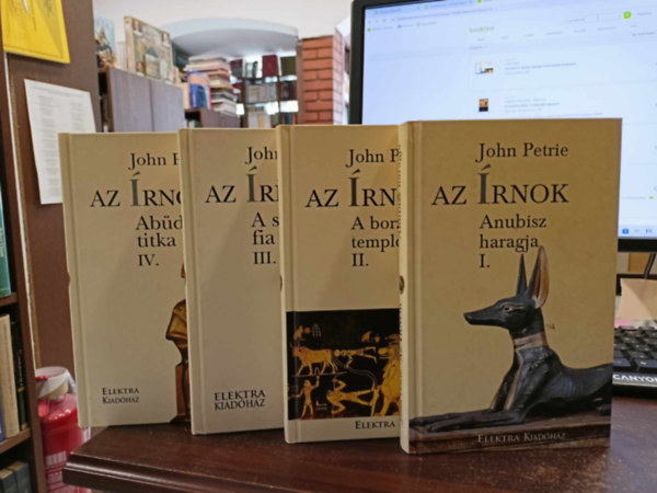 Az rnok 1-4. Anubisz haragja+A borzalmak temploma+A sivatag fia+Abdosz titka