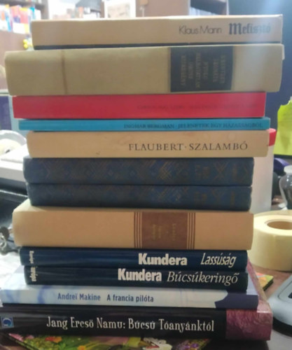 Milan Kundera, Gustave Flaubert, Ingmar Bergman, Jack London - 11 db KNYVMENT AJNLAT, klasszikus regnyek:Bcs Tanynktl+A francia pilta+Bcskering+Lasssg+Hrom kisregny(A vadon szava/A beszl kutya/Orszgton)+Vnasszonyok nyara - A br eltt I-II.+Szalamb+Jelenetek egy